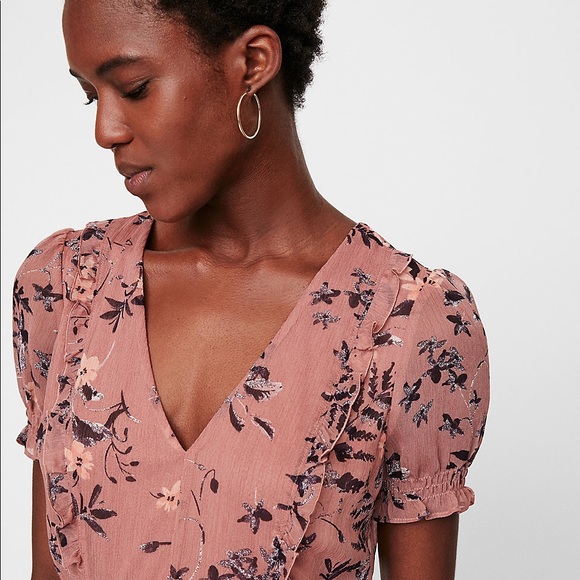 EXPRESS FLORAL PRINT RUFFLE MIDI DRESS! - Picture 5 of 8